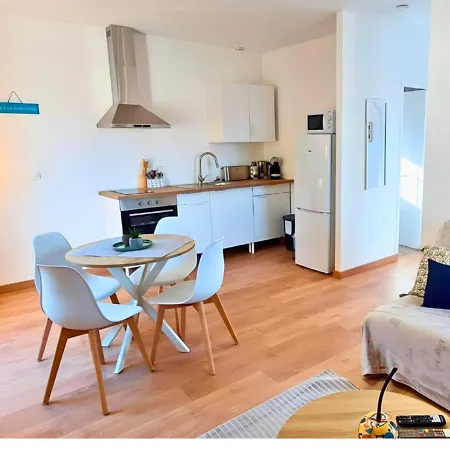 Διαμέρισμα T2 Lumineux Avec Terrasse A