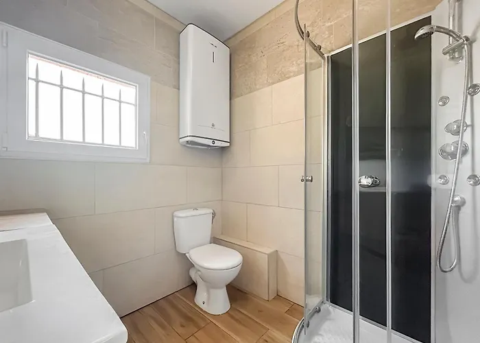 T2 Lumineux Avec Terrasse A *