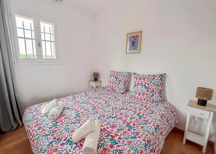 T2 Lumineux Avec Terrasse A Apartament *