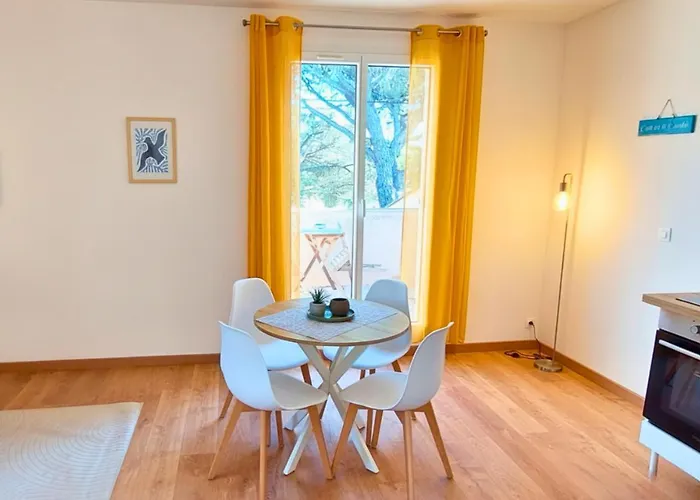 Apartament T2 Lumineux Avec Terrasse A
